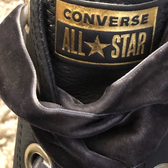 🔥LIKE NEW🔥 Leather Converse - Picture 4 of 6